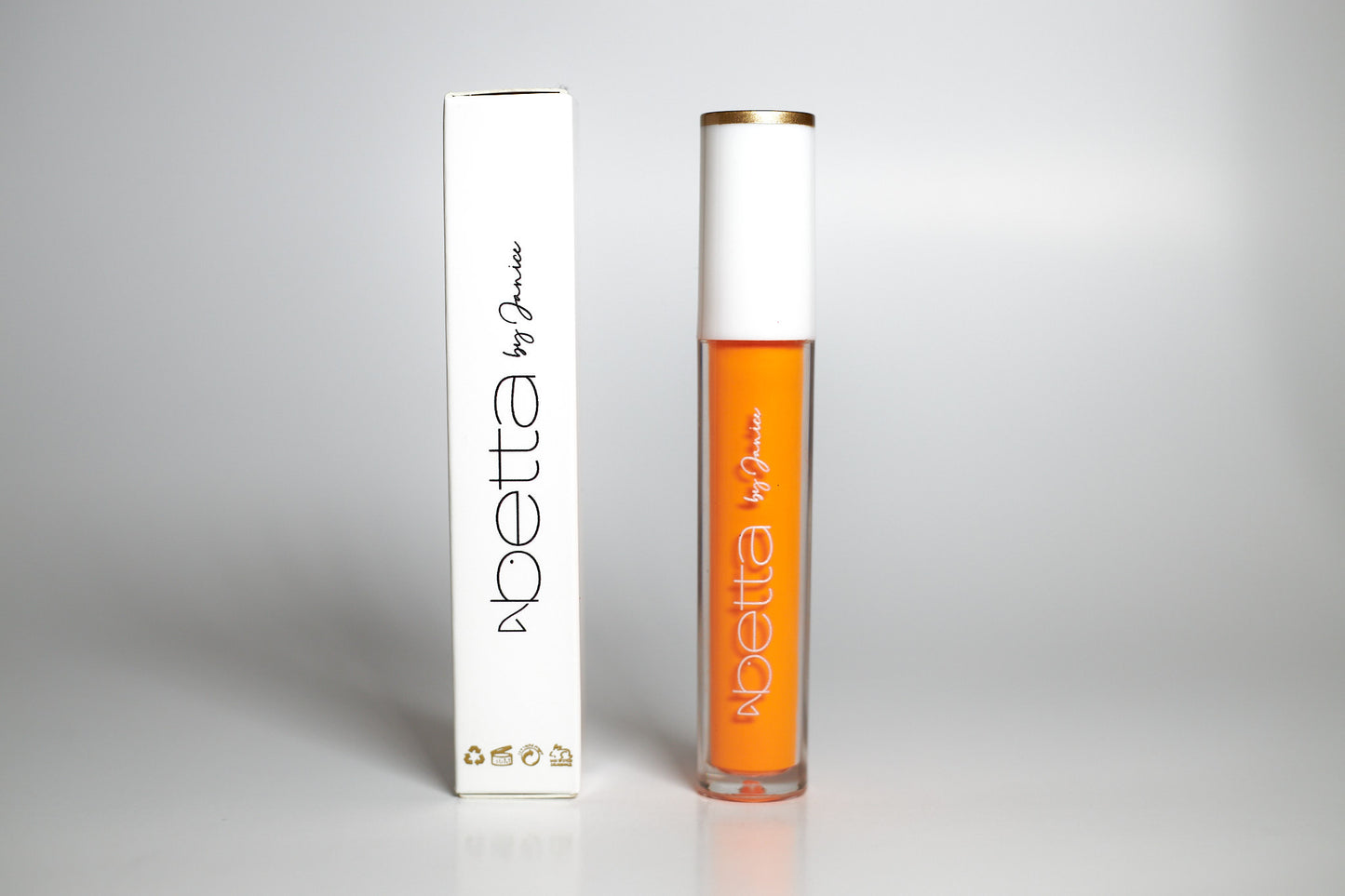 Betta Creamy Eyeliner- Anaranjado Solar