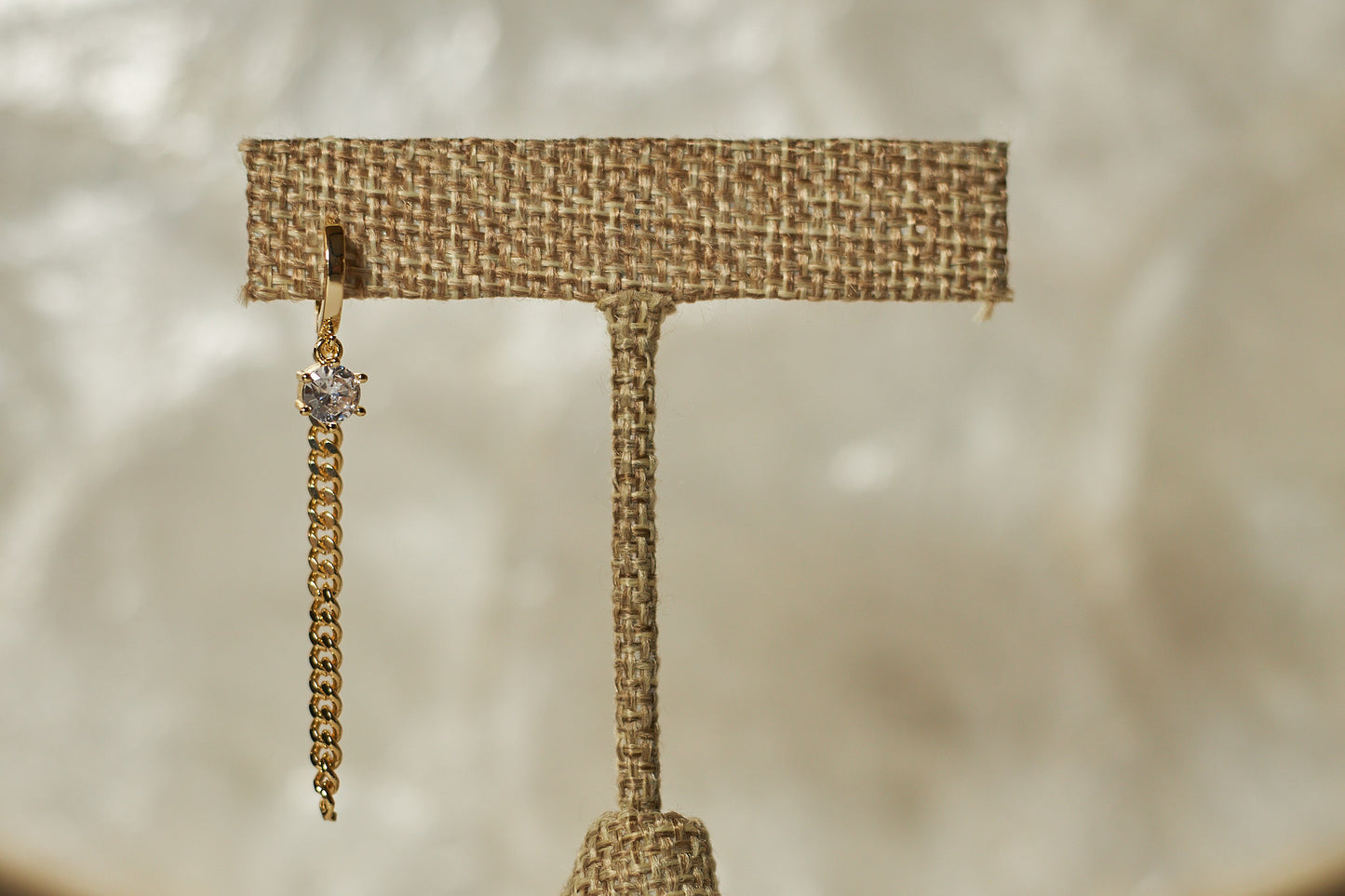 Long Stone Solo Earring- 18k Gold