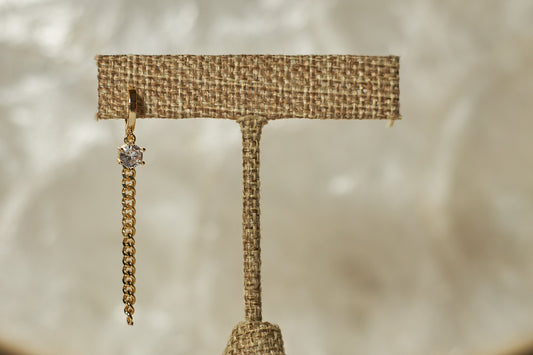 Long Stone Solo Earring- 18k Gold
